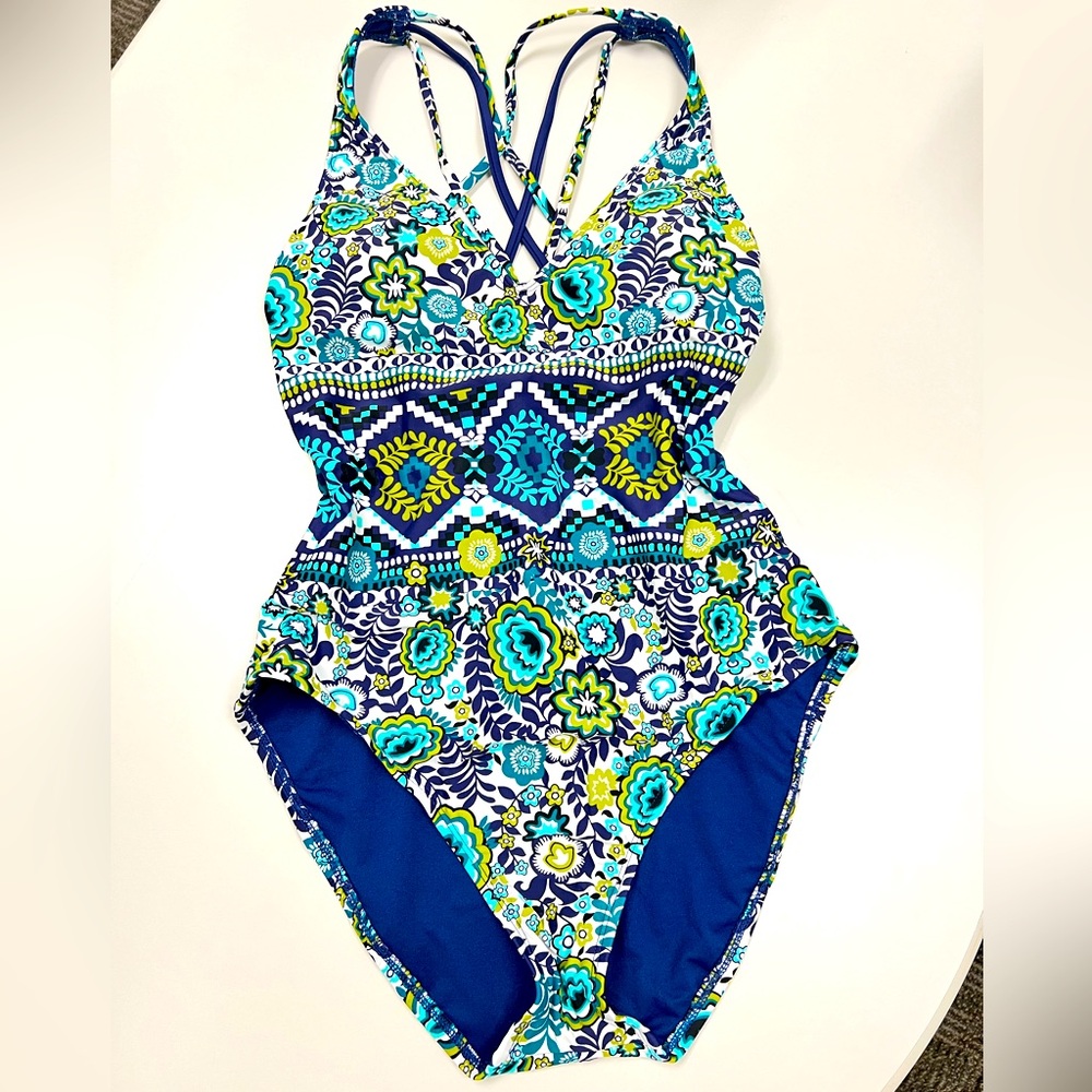 Low Back Crisscross Swimsuit